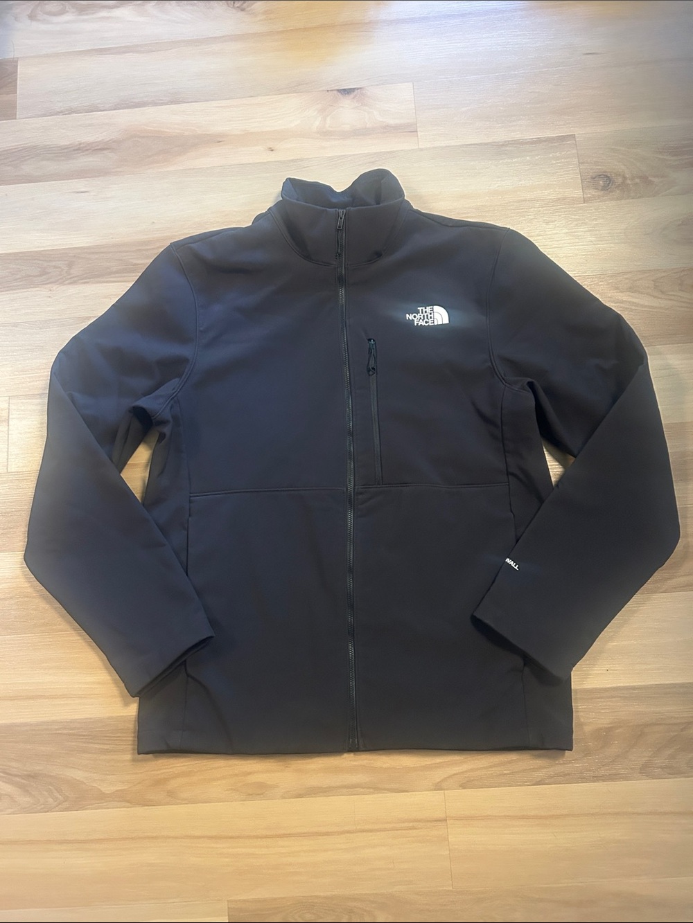 The North Face Black Men's Lightweight Jacket Windwall - Men’s Apex Bionic 3